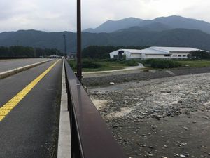 IMG_0341re.jpg