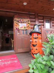 IMG_0464re.jpg